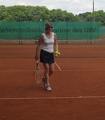 ...versuche es mal mit drei Bällen