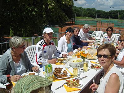 Nun wird sich aber gestärkt